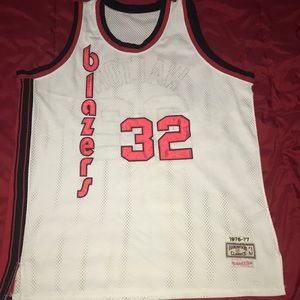 MITCHELL & NESS JERSEY